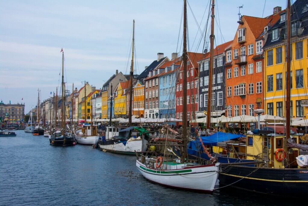 Le quartier autour du port de Nyhavn à Copenhague