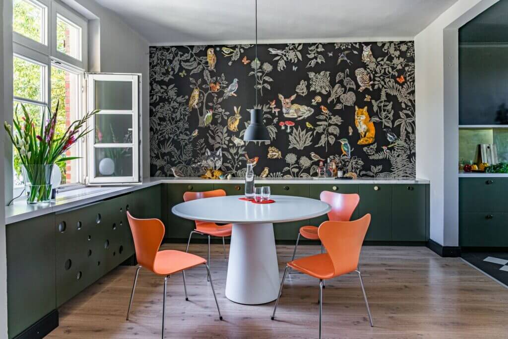 Design scandinave : Les chaises de la série 7 d'Arne Jacobsen