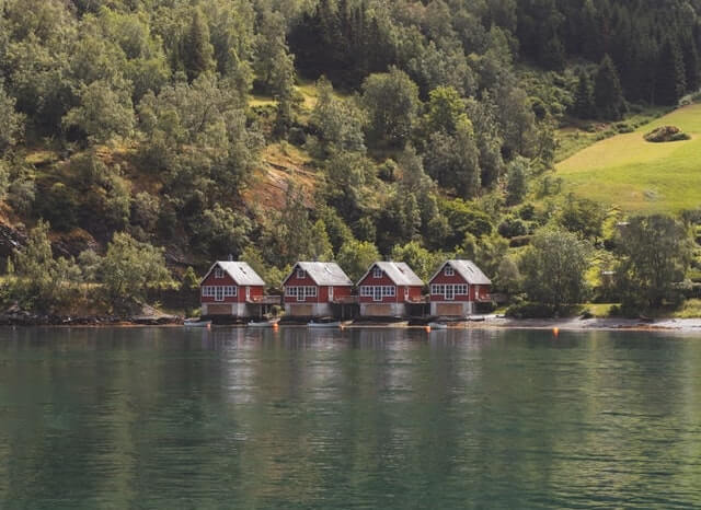 Les fjords de Norvège : Hébergement/maisons de vacances au bord du fjord